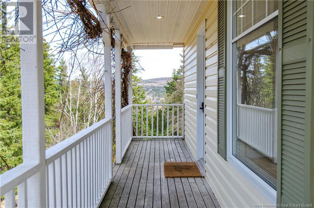 Property at 3 Hammond View Terrace image 4