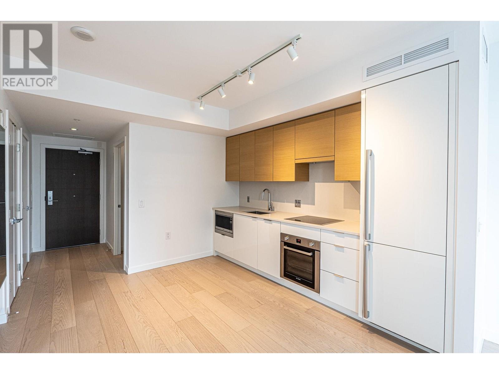 701 1688 Pullman Porter Street, Vancouver, British Columbia  V6A 0H3 - Photo 5 - R2988918