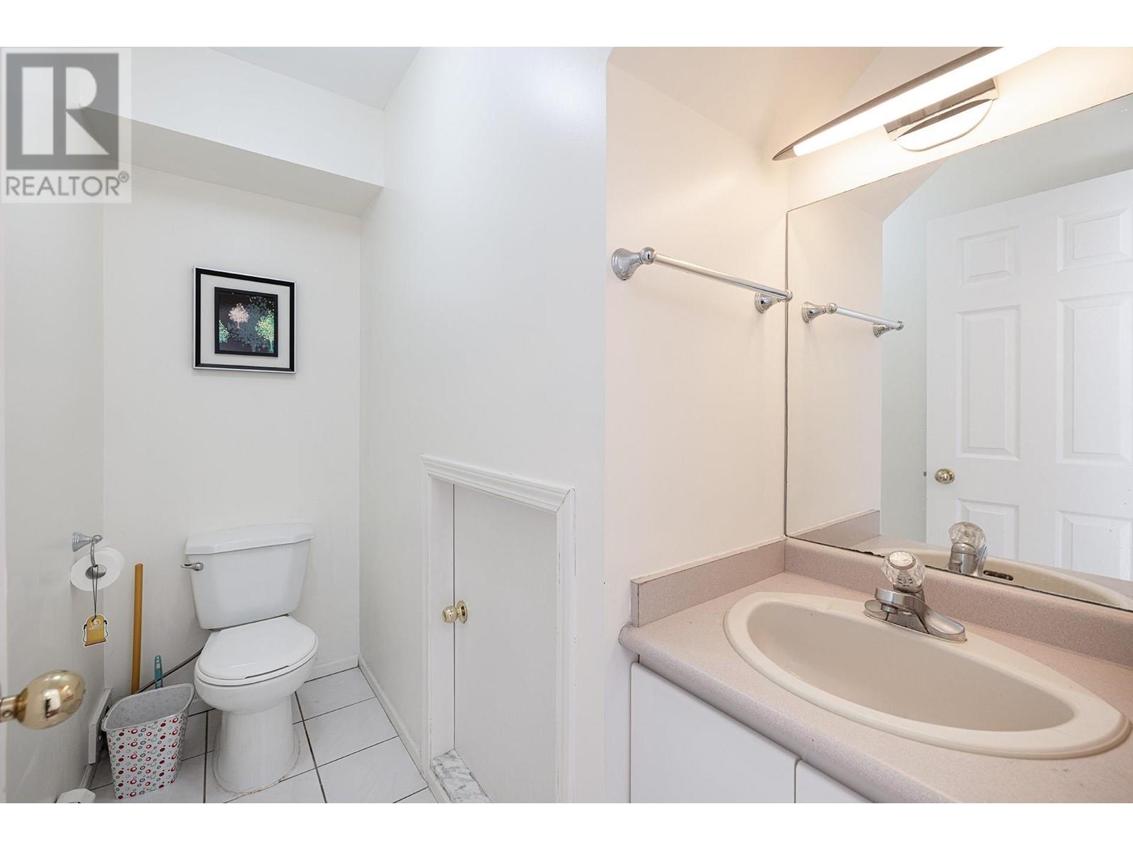 8573 Laurel Street, Vancouver, British Columbia  V6P 2X6 - Photo 12 - R2988995