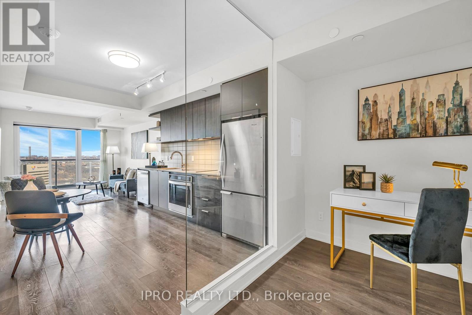 2405 - 6 Sonic Way, Toronto, Ontario  M3C 0P1 - Photo 6 - C12075858