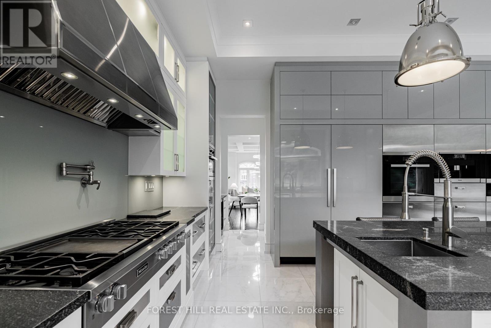 29 Junewood Crescent, Toronto (St. Andrew-Windfields), Ontario  M2L 2C3 - Photo 10 - C12075890