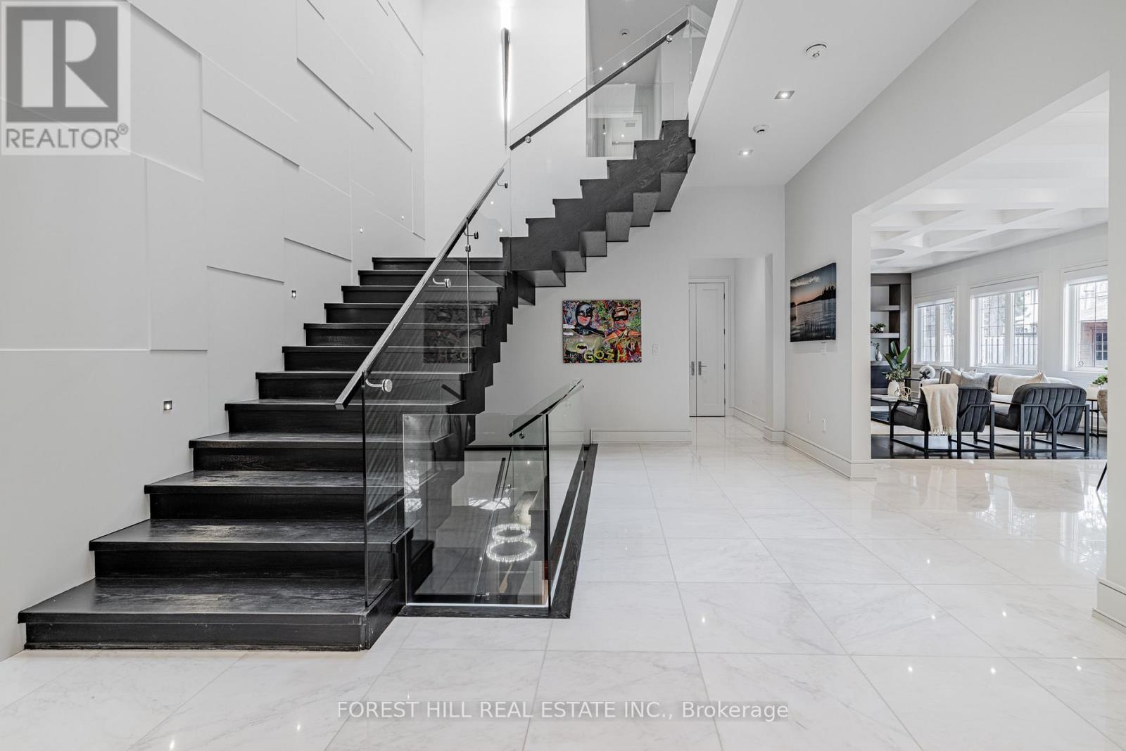 29 Junewood Crescent, Toronto (St. Andrew-Windfields), Ontario  M2L 2C3 - Photo 3 - C12075890