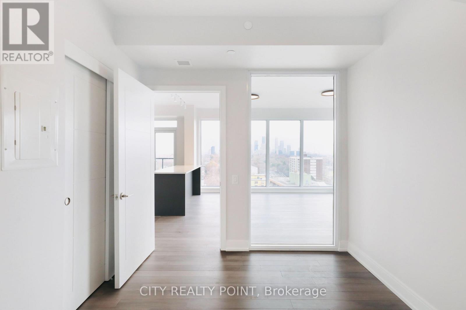 1007 - 2525 Bathurst Street, Toronto, Ontario  M6B 2Y9 - Photo 2 - C12075912