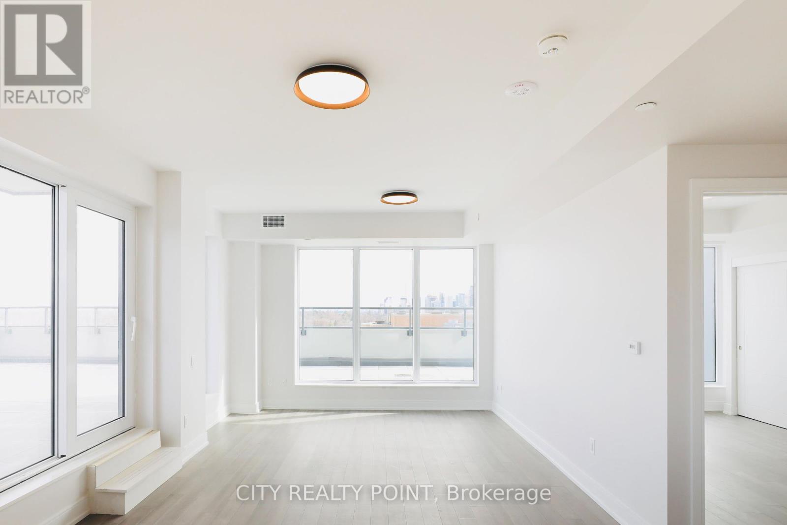 909 - 2525 Bathurst Street, Toronto, Ontario  M6B 2Y9 - Photo 3 - C12075921