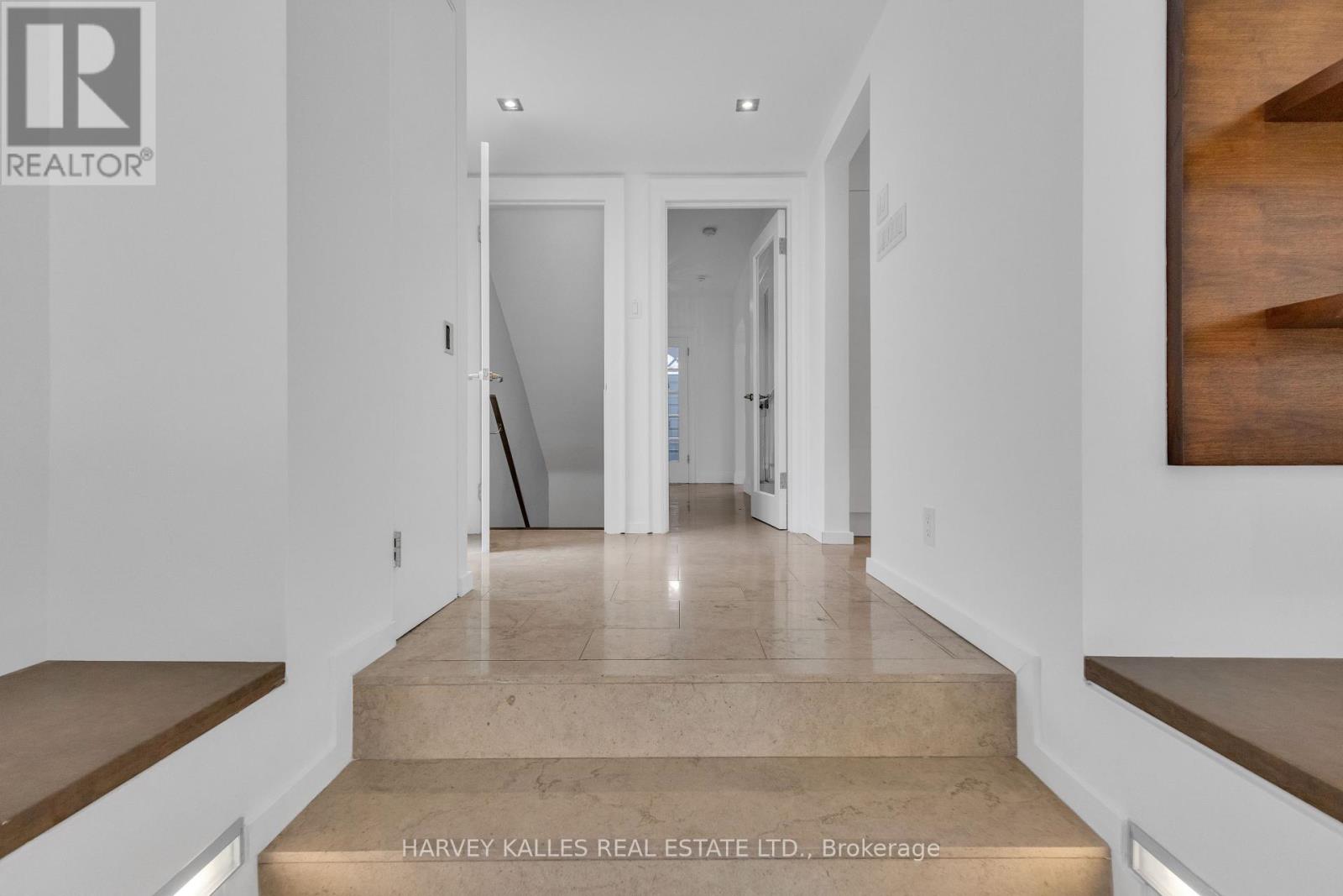 111 Strathallan Boulevard, Toronto (Lawrence Park South), Ontario  M5N 1S8 - Photo 17 - C12075955