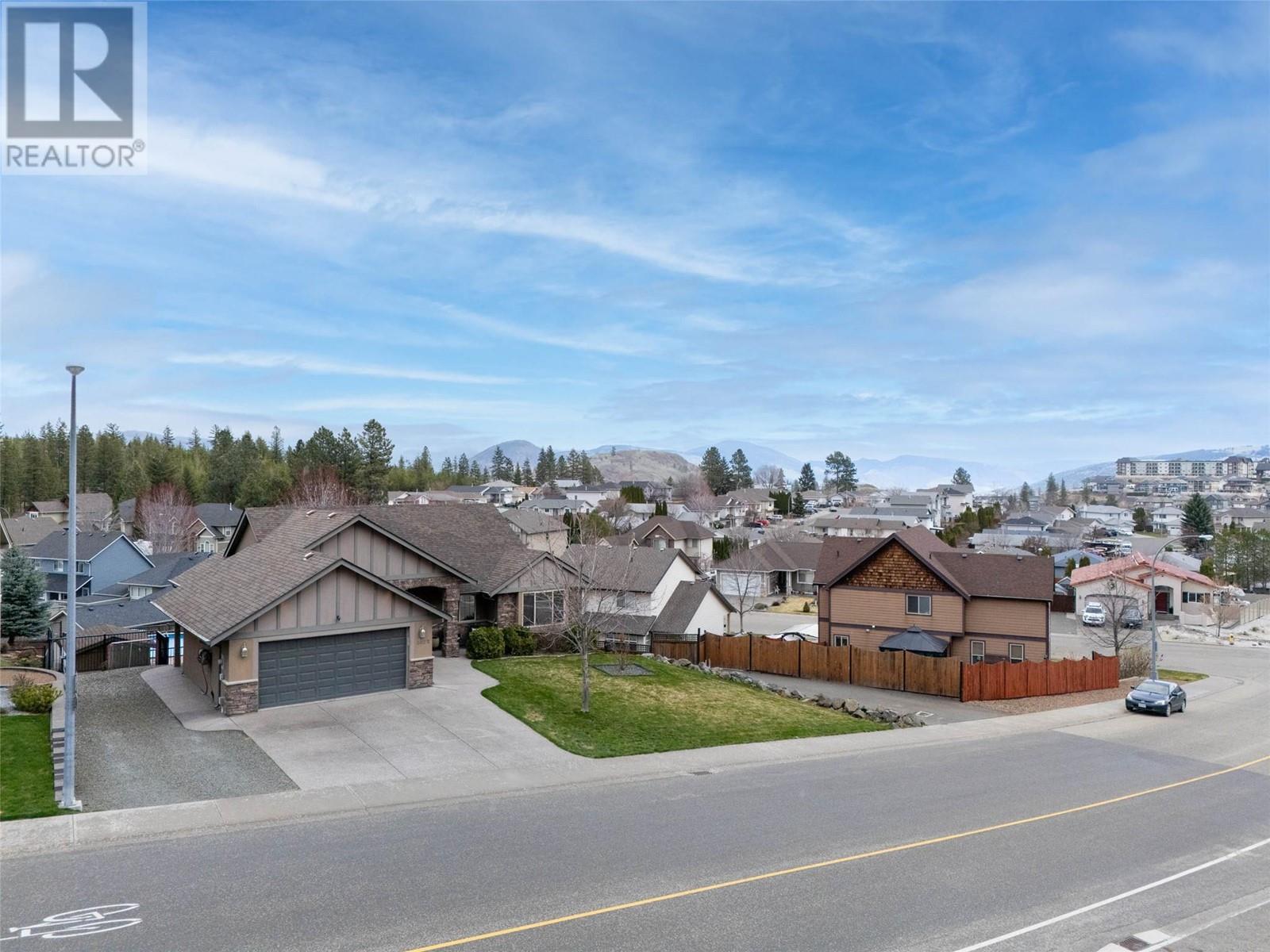 2022 Hugh Allan Drive, Kamloops, British Columbia  V1S 2B6 - Photo 50 - 10342692