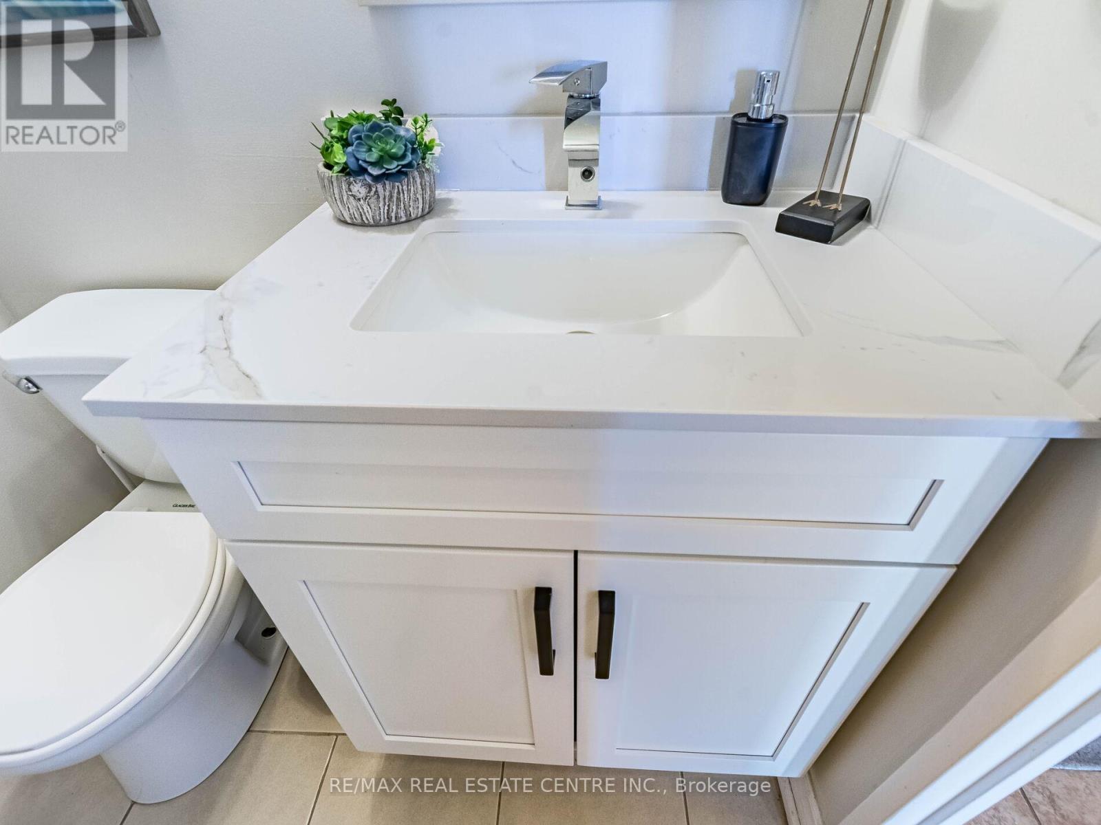 606 - 285 Enfield Place, Mississauga, Ontario  L5B 3Y6 - Photo 29 - W12075491