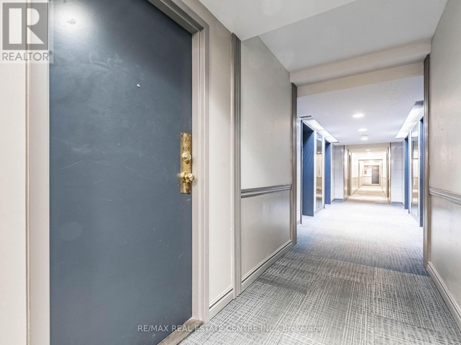 606 - 285 Enfield Place, Mississauga, Ontario  L5B 3Y6 - Photo 8 - W12075491