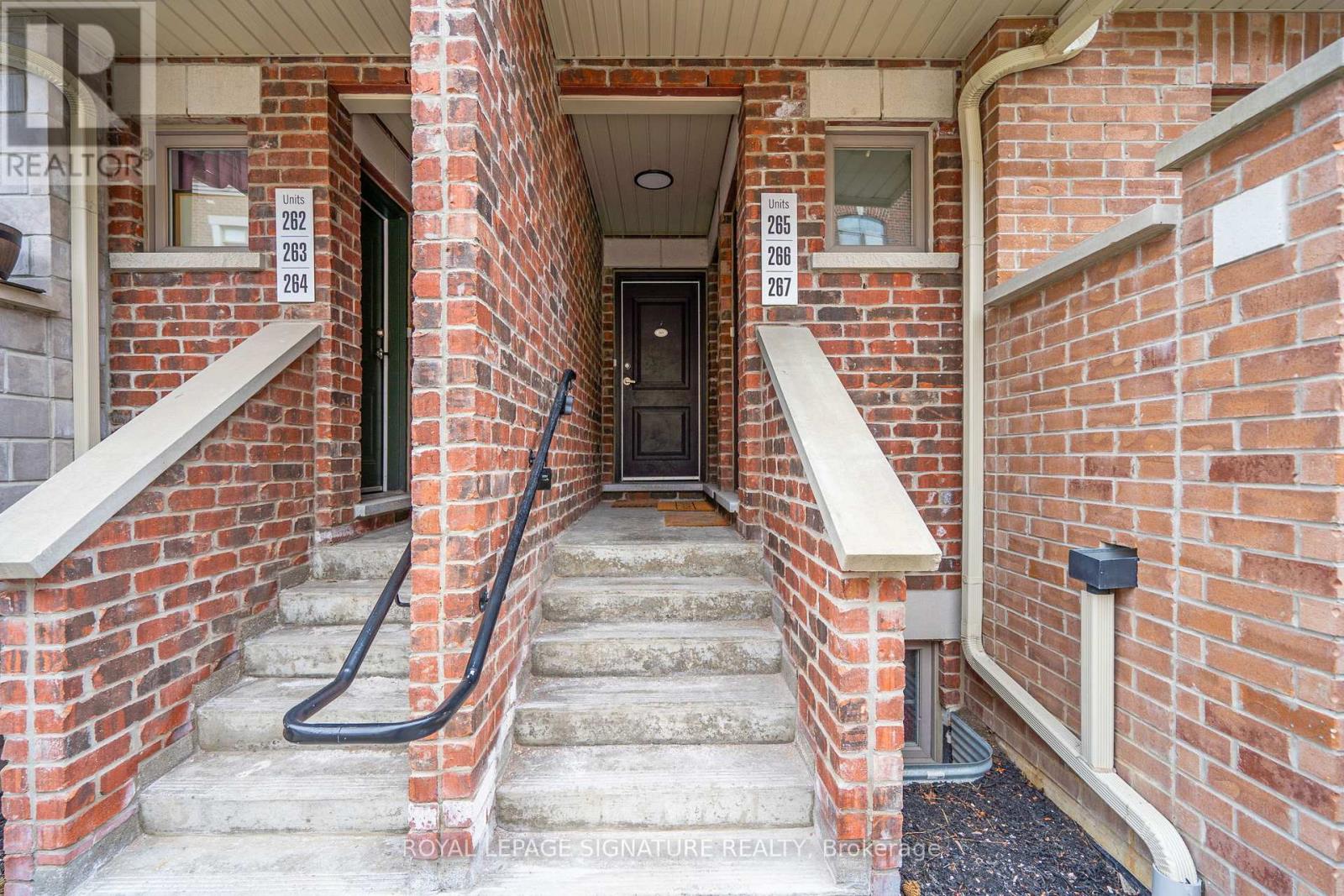Property at 266 - 60 PARROTTA DRIVE image 5