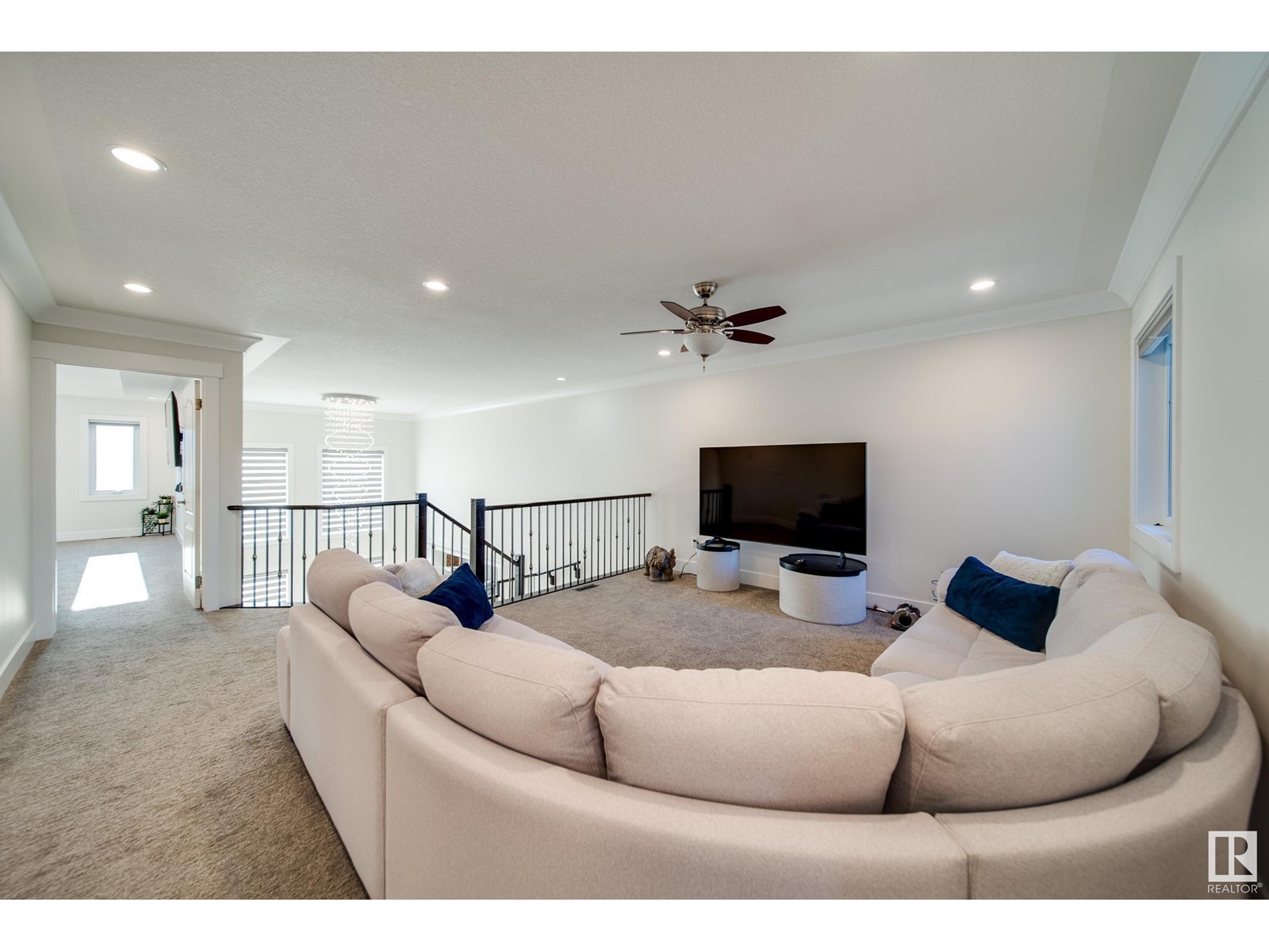 Property at 7731 176 AV NW image 2