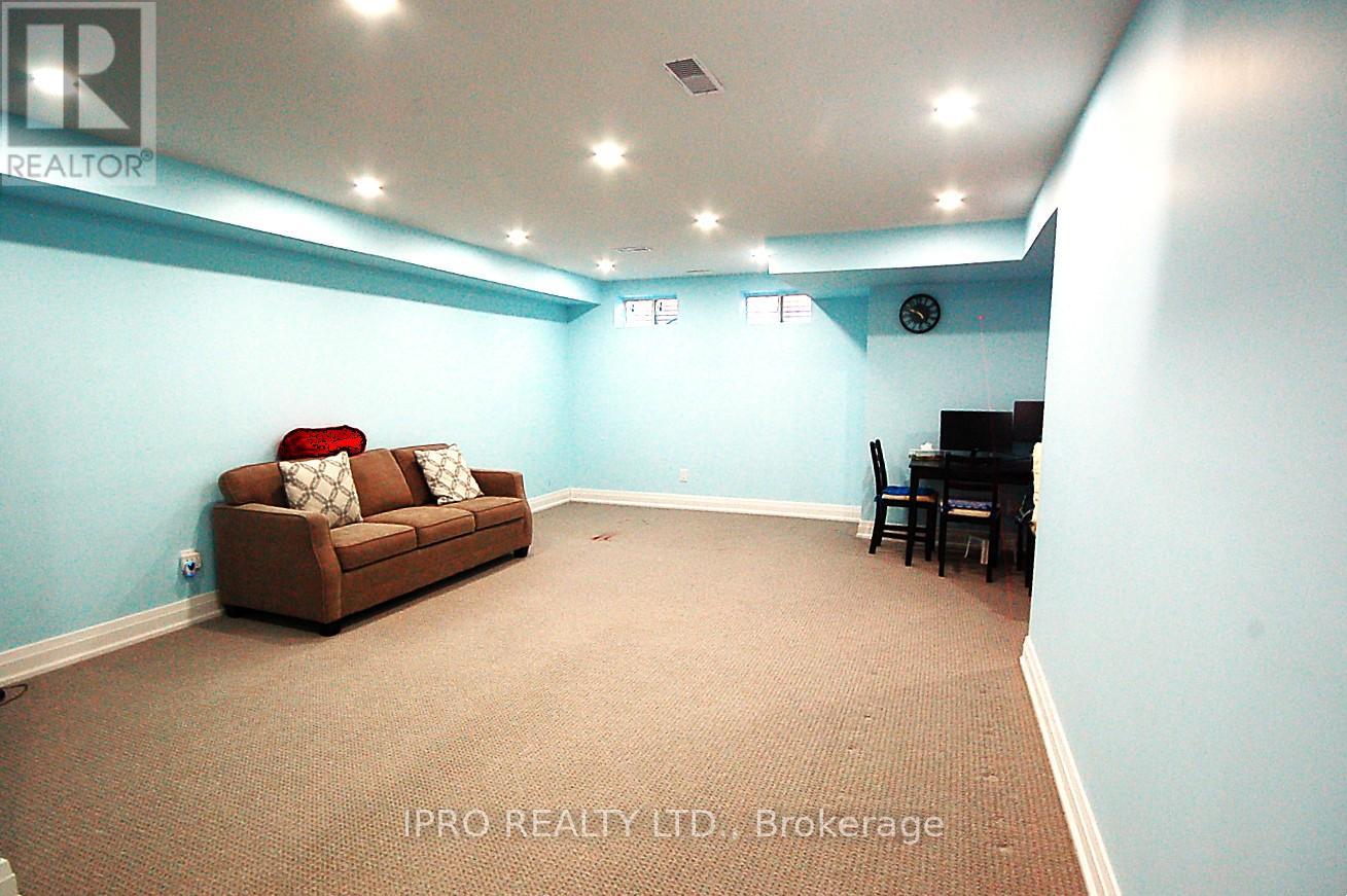 174 Maclachlan Avenue, Haldimand, Ontario  N3W 0E1 - Photo 24 - X12073698