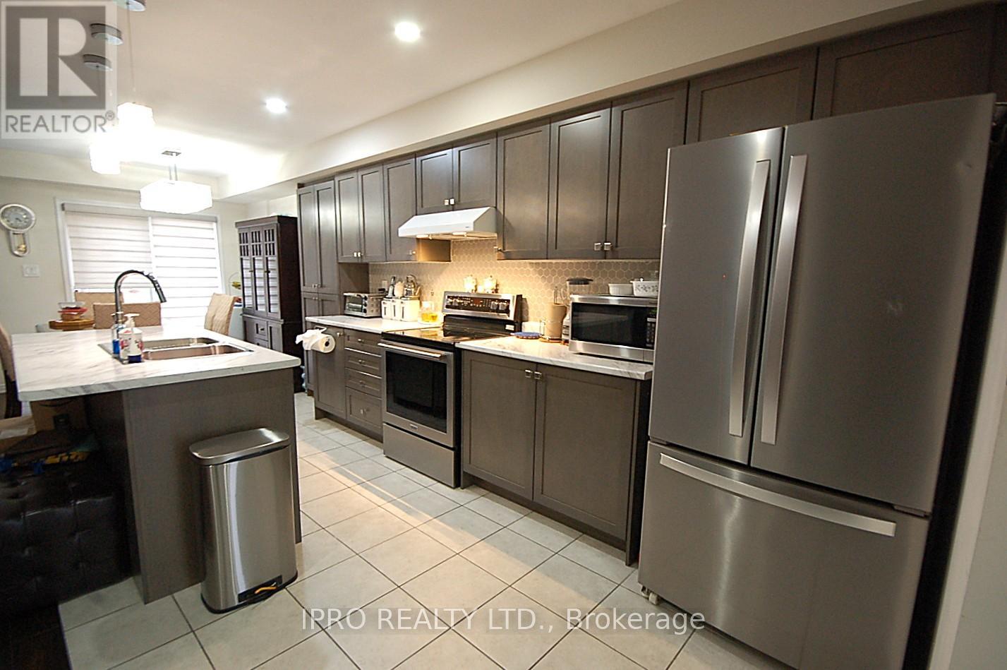 174 Maclachlan Avenue, Haldimand, Ontario  N3W 0E1 - Photo 7 - X12073698