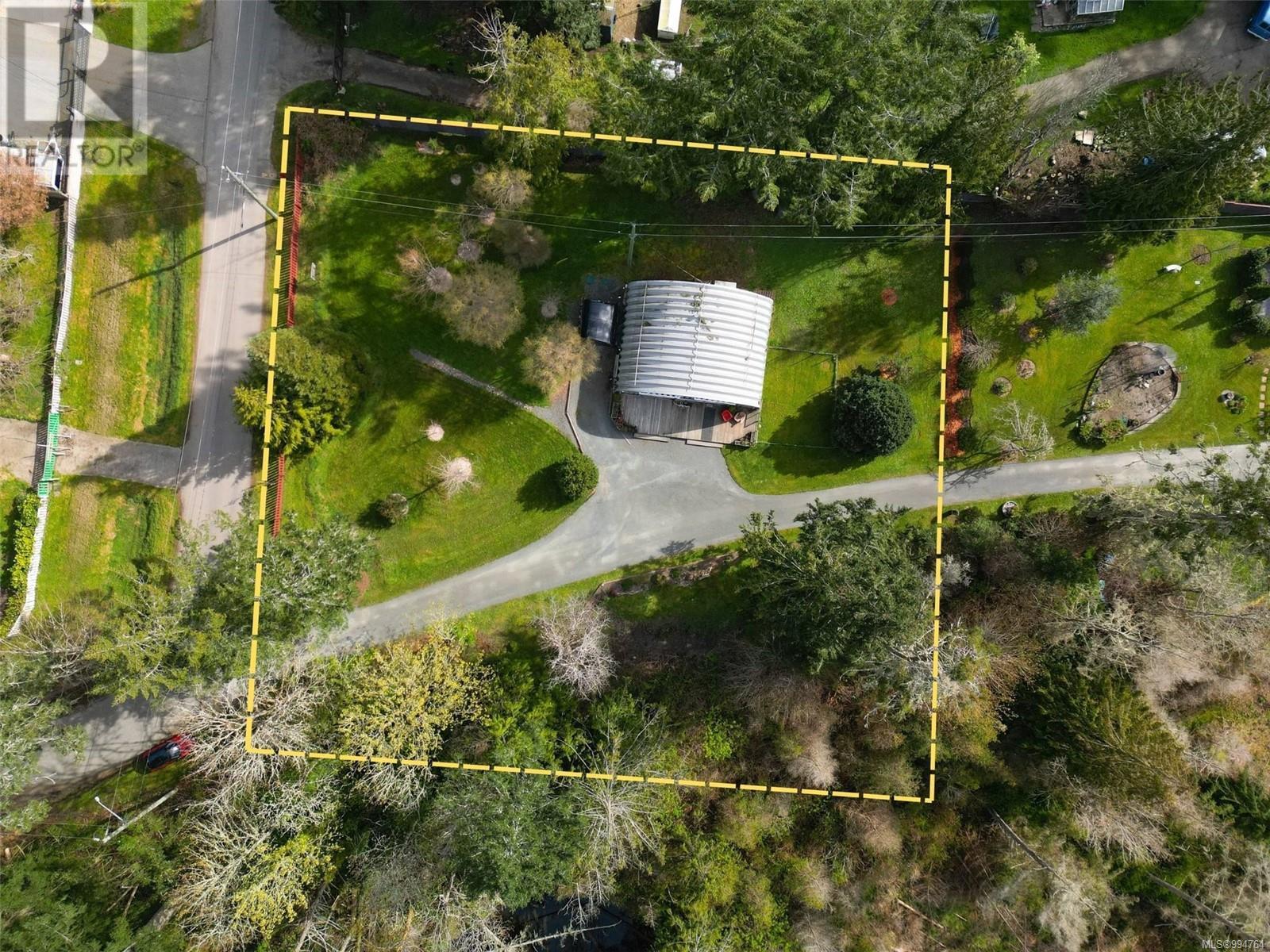 Property at 5523 Croydon Pl image 5
