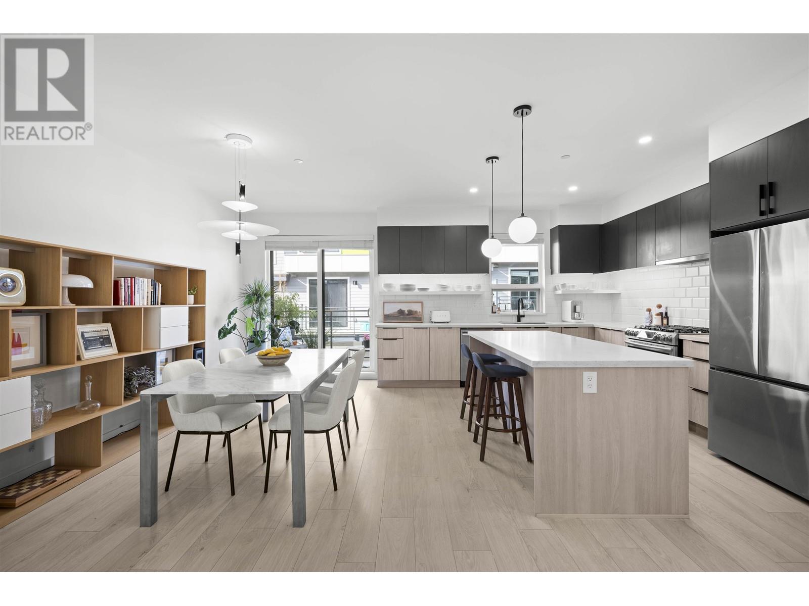 503 3105 St George Street, Port Moody, British Columbia  V3H 0J7 - Photo 5 - R2987935