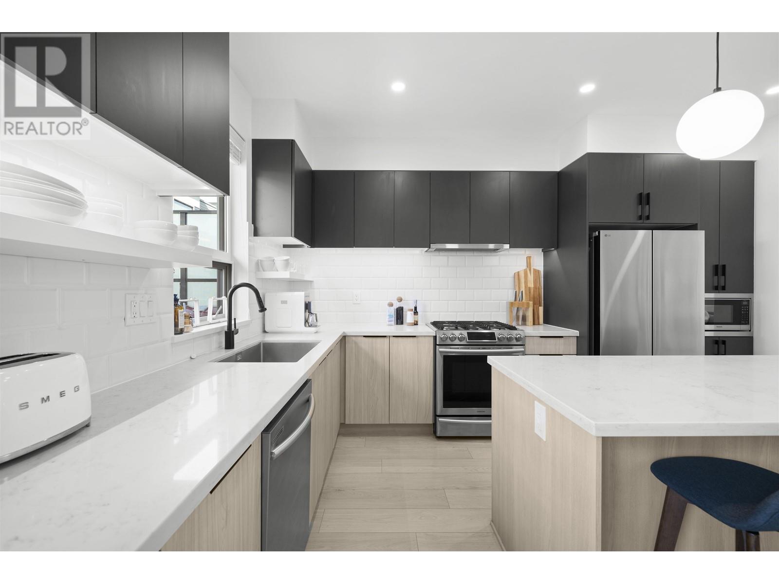 503 3105 St George Street, Port Moody, British Columbia  V3H 0J7 - Photo 7 - R2987935