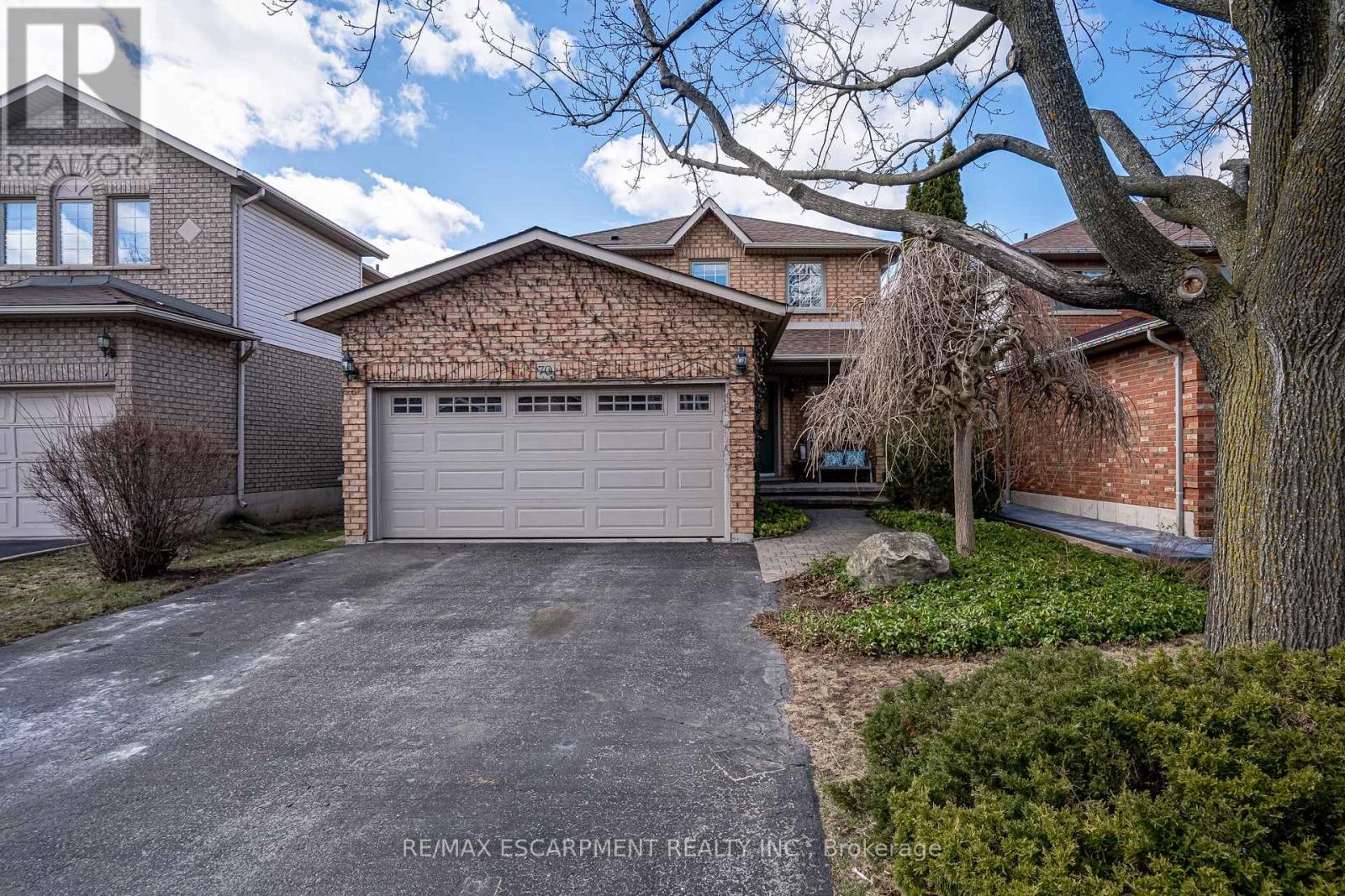 Property at 70 BRIDGEPORT CRESCENT image 1
