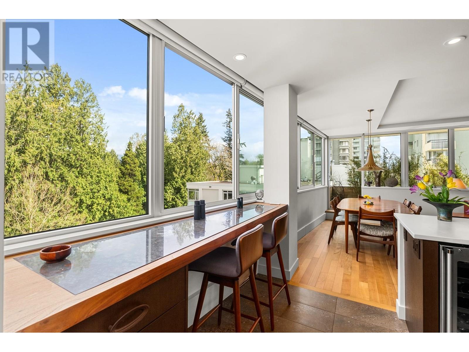 805 2055 Pendrell Street, Vancouver, British Columbia  V6G 1T9 - Photo 3 - R2989076