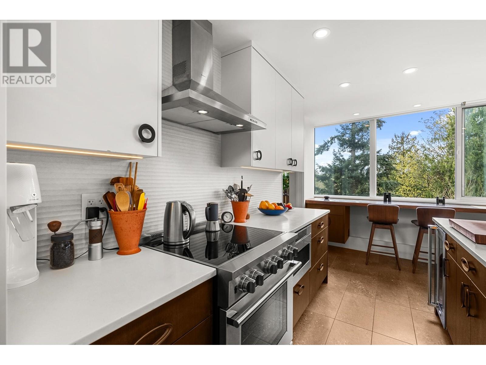 805 2055 Pendrell Street, Vancouver, British Columbia  V6G 1T9 - Photo 10 - R2989076