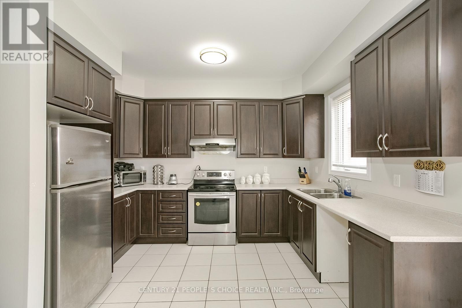 85 Sea Drifter Crescent, Brampton, Ontario  L6P 2S1 - Photo 8 - W12051706