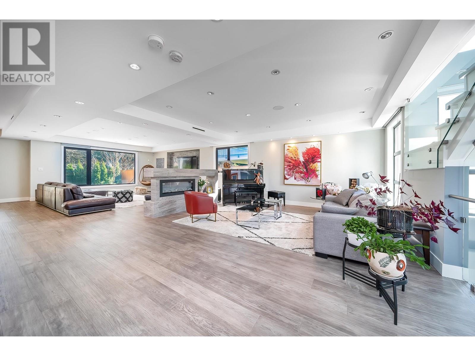 4538 Timberline Place, North Vancouver, British Columbia  V7R 4G2 - Photo 9 - R2989103