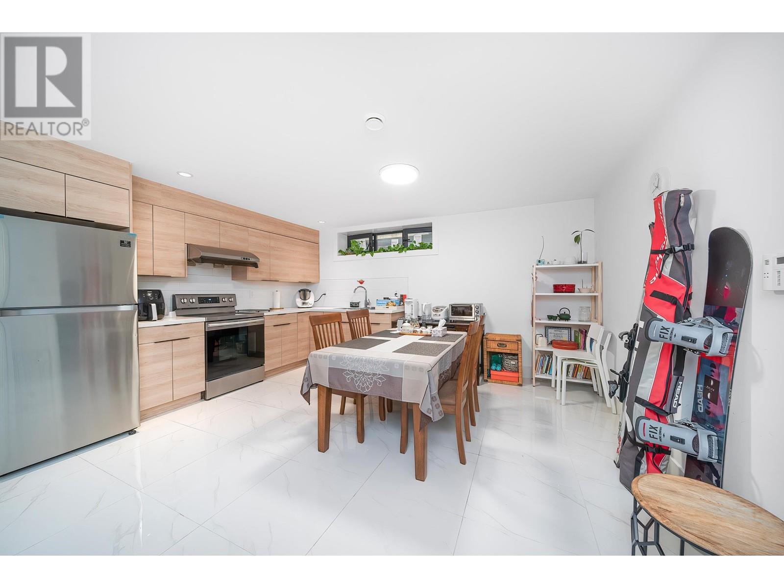 4538 Timberline Place, North Vancouver, British Columbia  V7R 4G2 - Photo 35 - R2989103