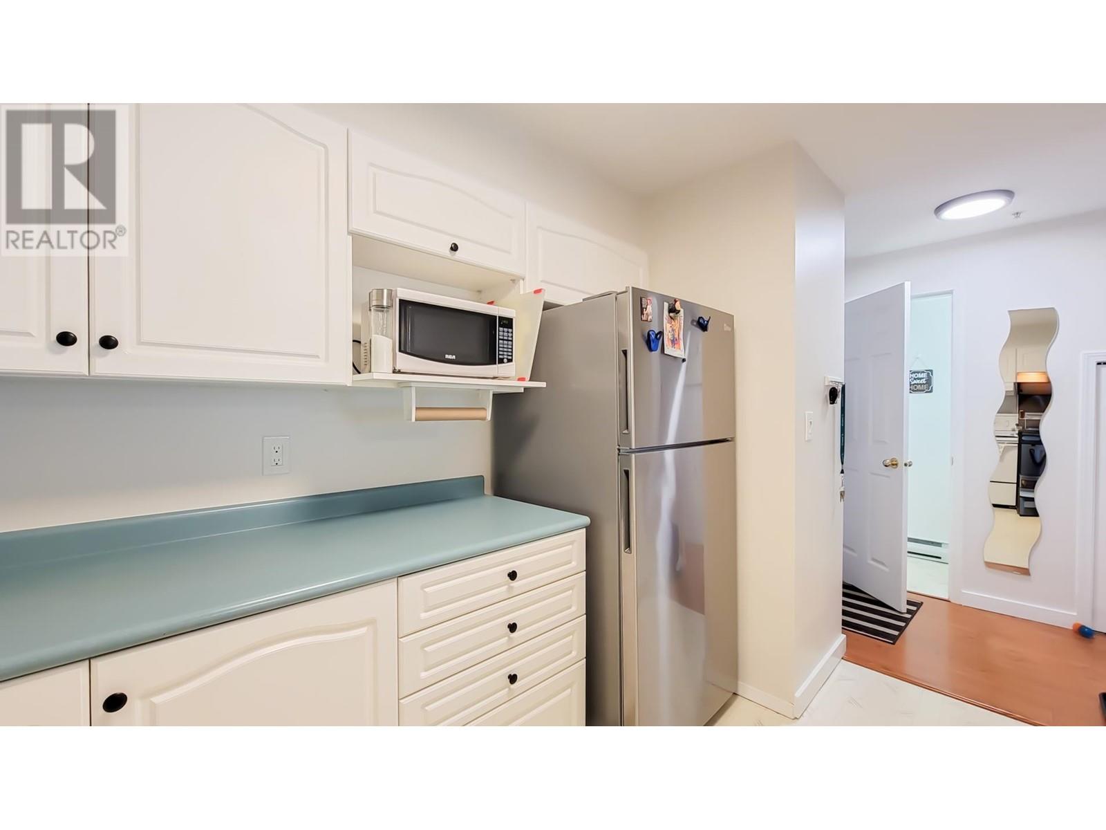 21 2378 Rindall Avenue, Port Coquitlam, British Columbia  V3C 1V2 - Photo 7 - R2954220