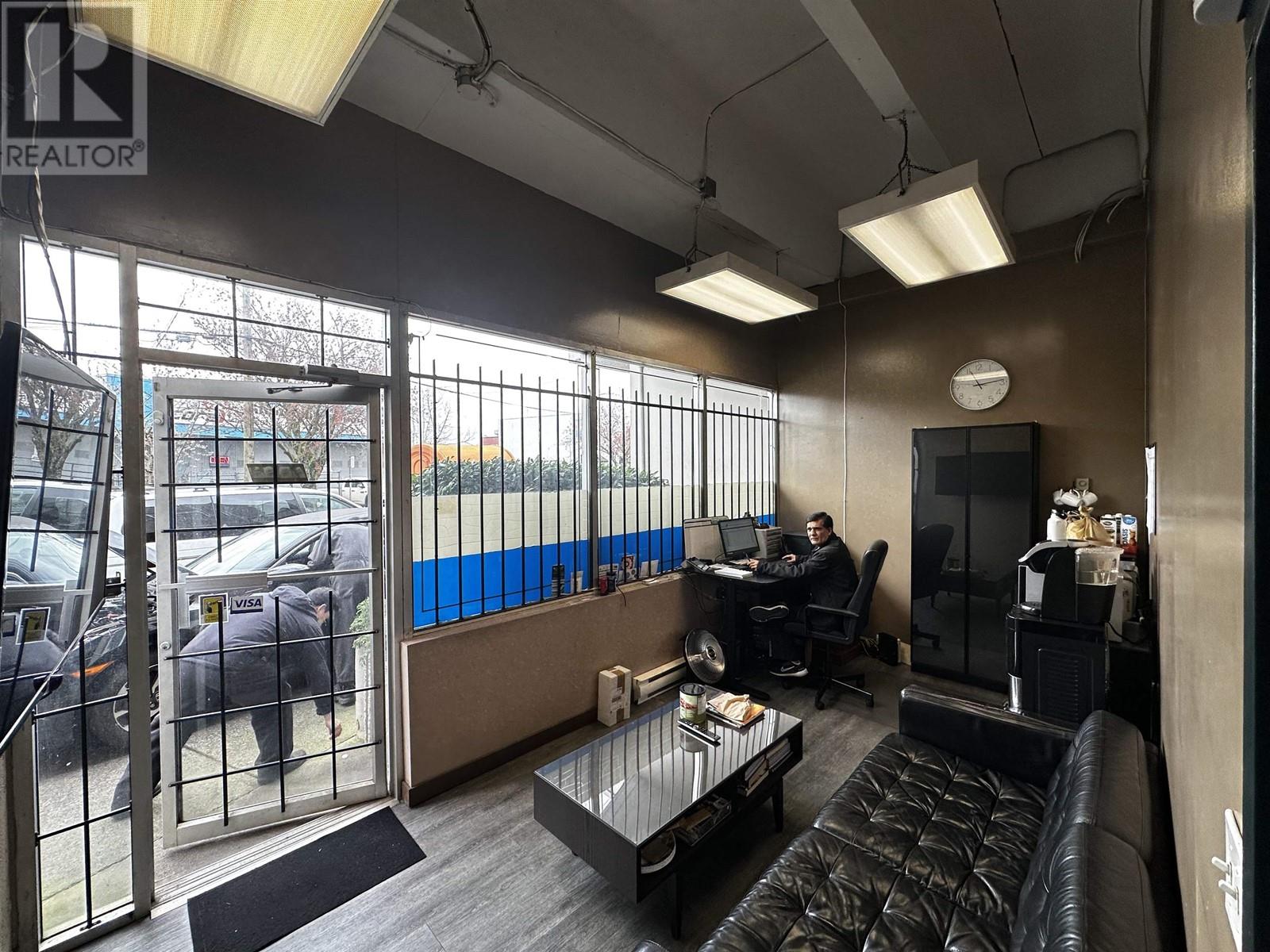 1834 Triumph Street, Vancouver, British Columbia  V5L 1K3 - Photo 14 - C8068197