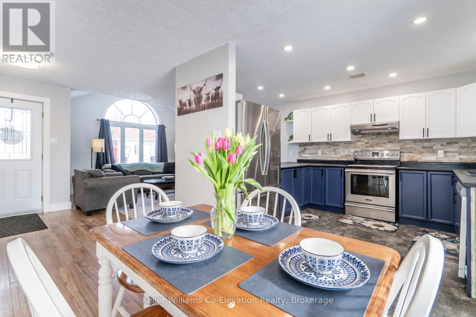 56 Byrnes Crescent, Penetanguishene, Ontario  L9M 1V9 - Photo 14 - S12076004