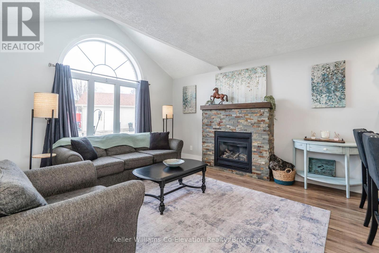 56 Byrnes Crescent, Penetanguishene, Ontario  L9M 1V9 - Photo 15 - S12076004