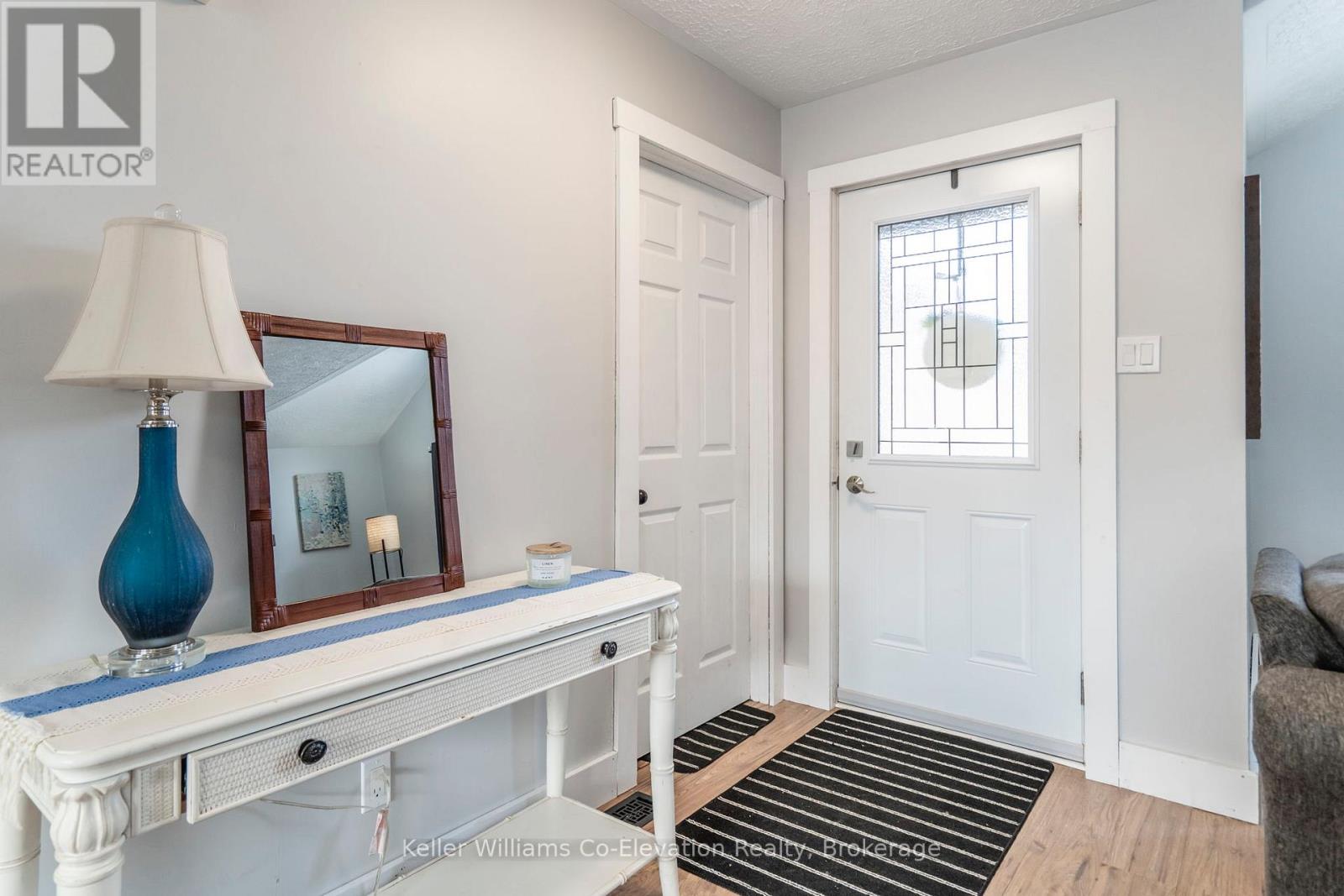 56 Byrnes Crescent, Penetanguishene, Ontario  L9M 1V9 - Photo 5 - S12076004
