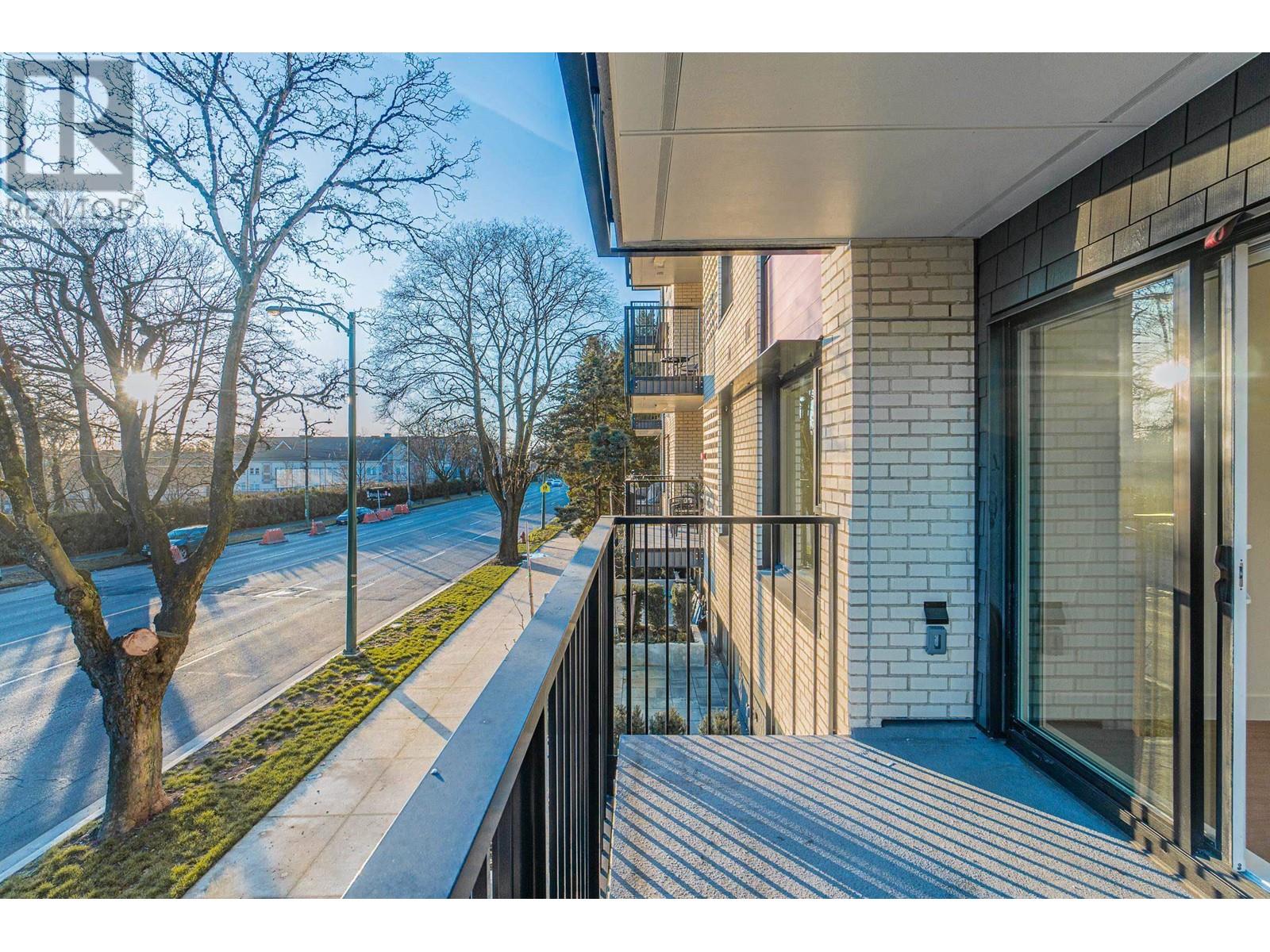 205 2235 E Broadway, Vancouver, British Columbia  V5N 0J5 - Photo 34 - R2988655