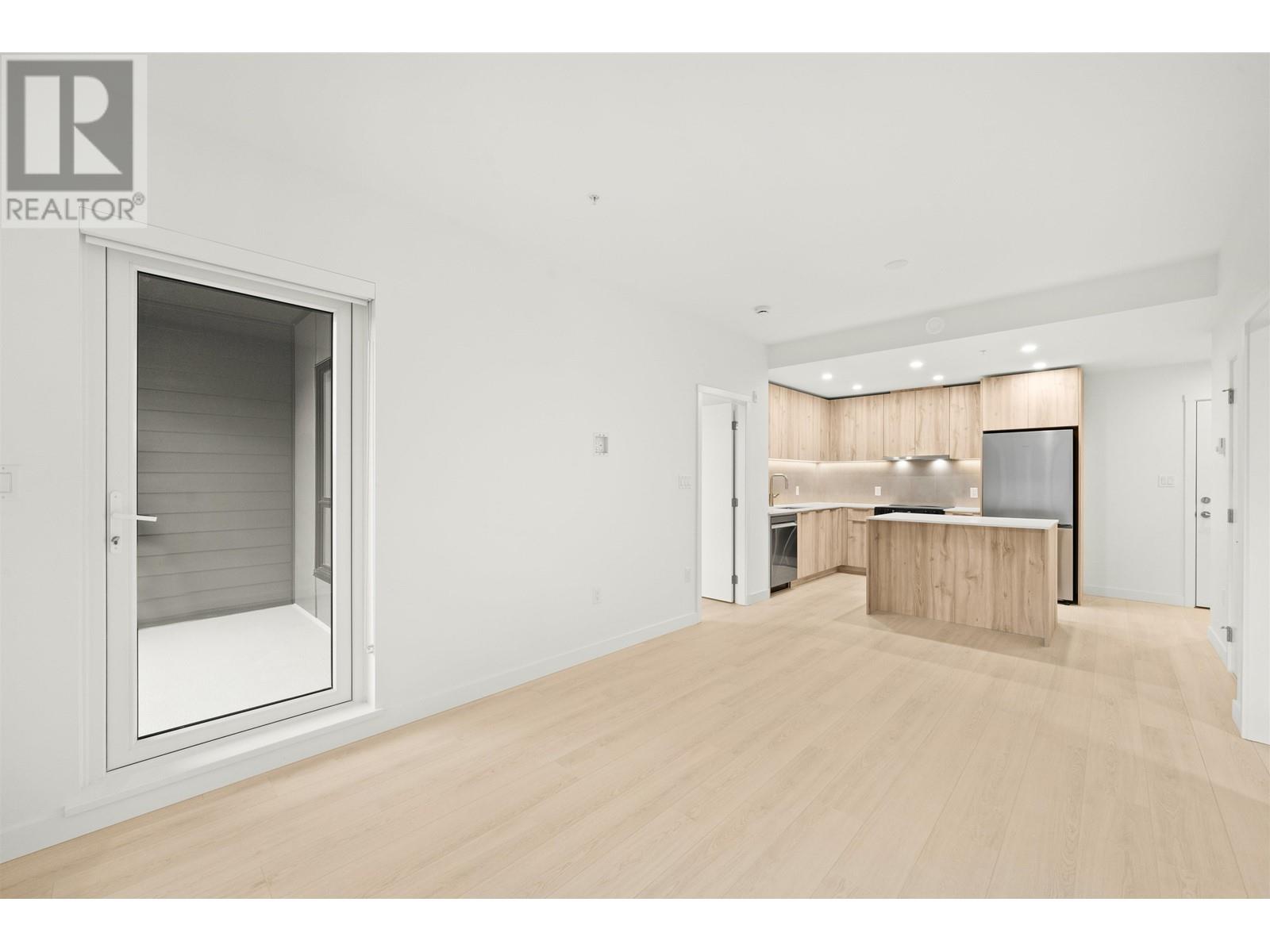405 3596 Malsum Drive, North Vancouver, British Columbia  V7G 0B5 - Photo 11 - R2989109