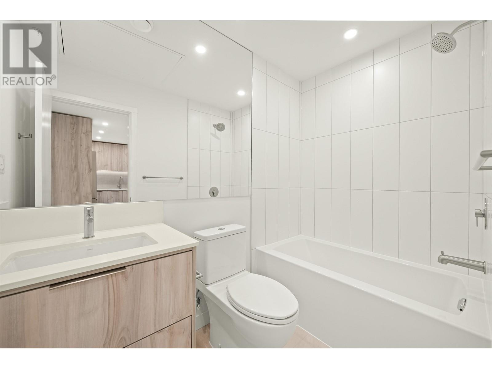 405 3596 Malsum Drive, North Vancouver, British Columbia  V7G 0B5 - Photo 20 - R2989109