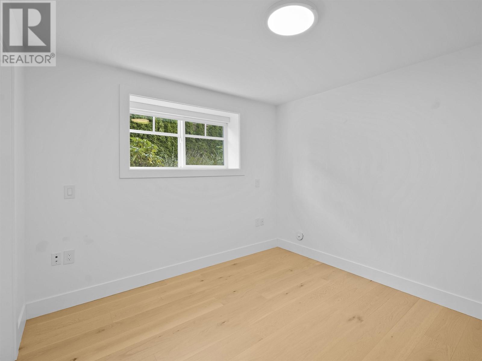 1824 W 12th Avenue, Vancouver, British Columbia  V6J 2E8 - Photo 20 - R2989121