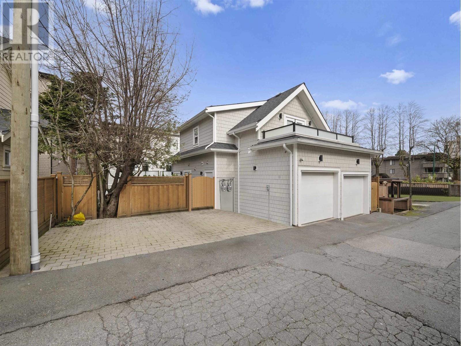 1824 W 12th Avenue, Vancouver, British Columbia  V6J 2E8 - Photo 31 - R2989121