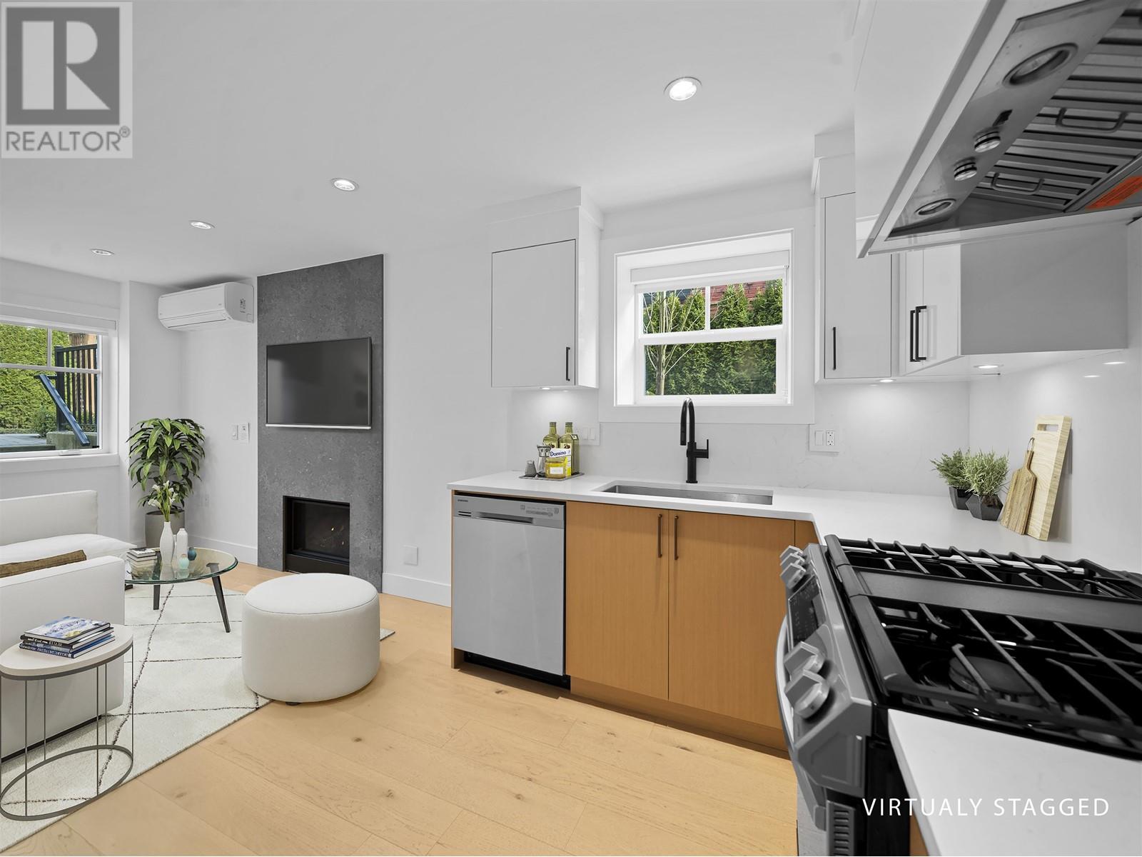 1824 W 12th Avenue, Vancouver, British Columbia  V6J 2E8 - Photo 6 - R2989121