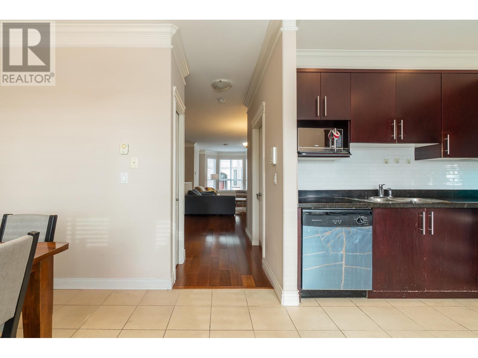 8 9051 Blundell Road, Richmond, British Columbia  V6Y 1K4 - Photo 9 - R2988772