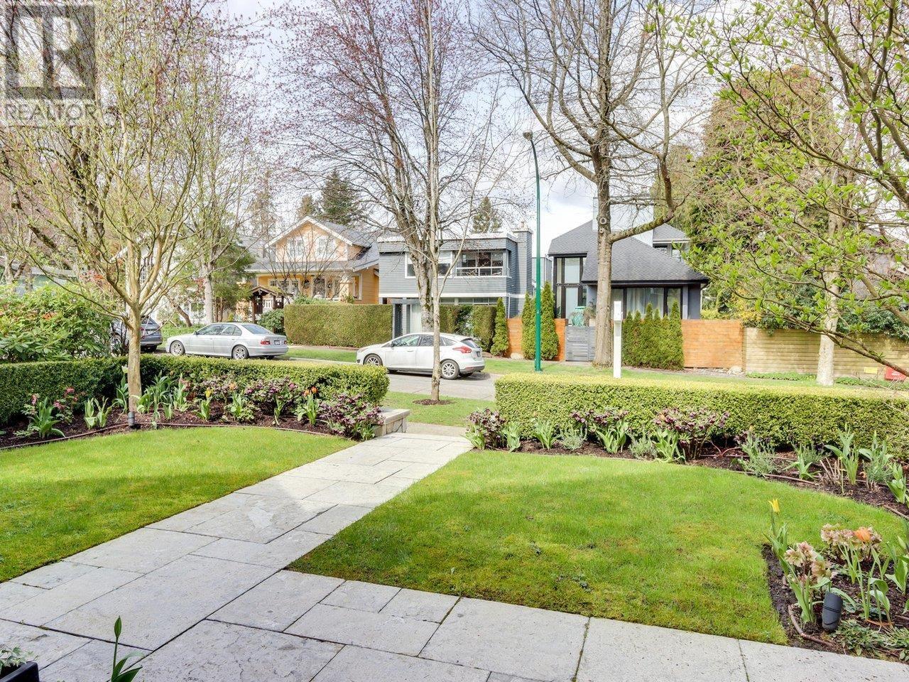 3468 W 30th Avenue, Vancouver, British Columbia  V6S 1W4 - Photo 2 - R2989150