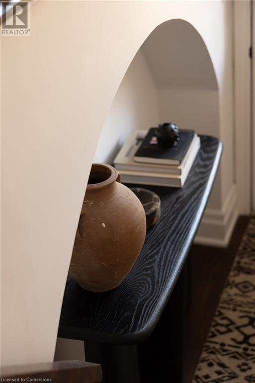 Property at 31 BROWNSTONE Lane image 3
