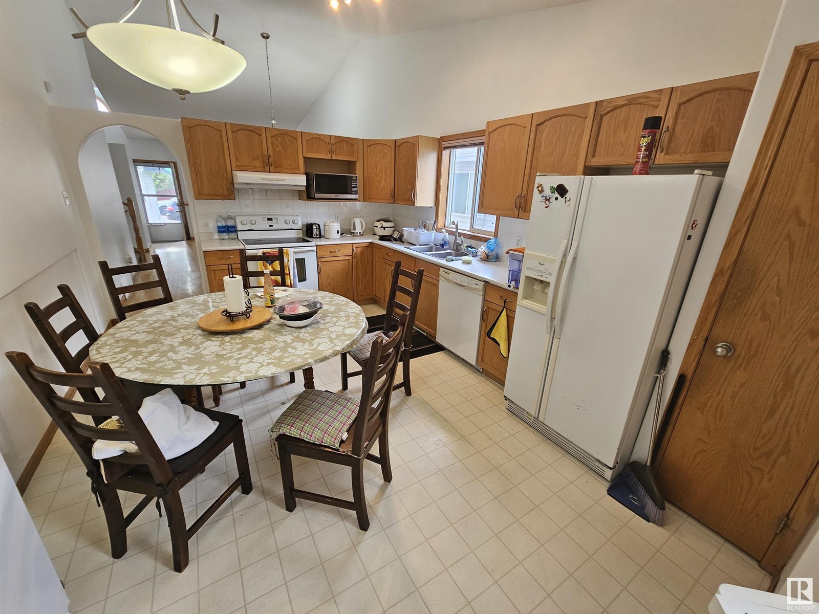 Property at 479 RAINBOW CR image 5
