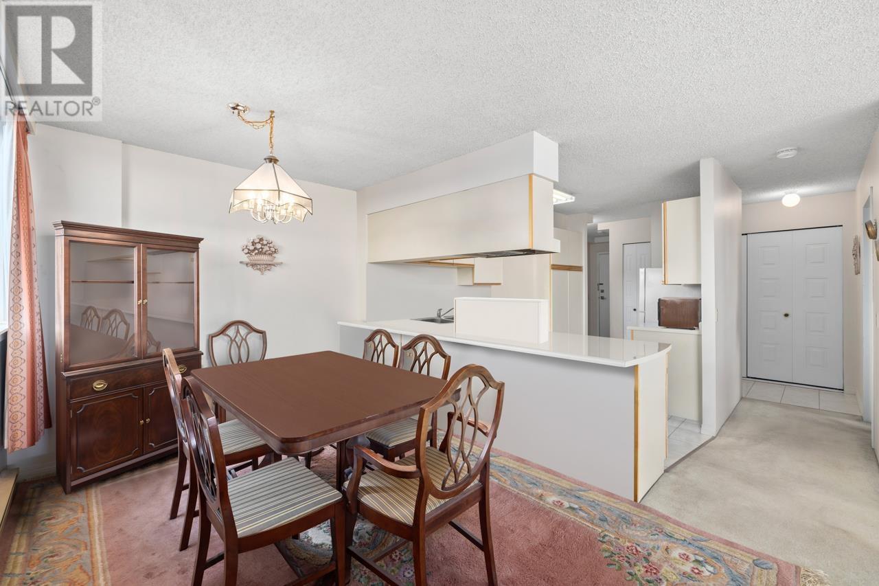 2207 3980 Carrigan Court, Burnaby, British Columbia  V3N 4S6 - Photo 6 - R2989065