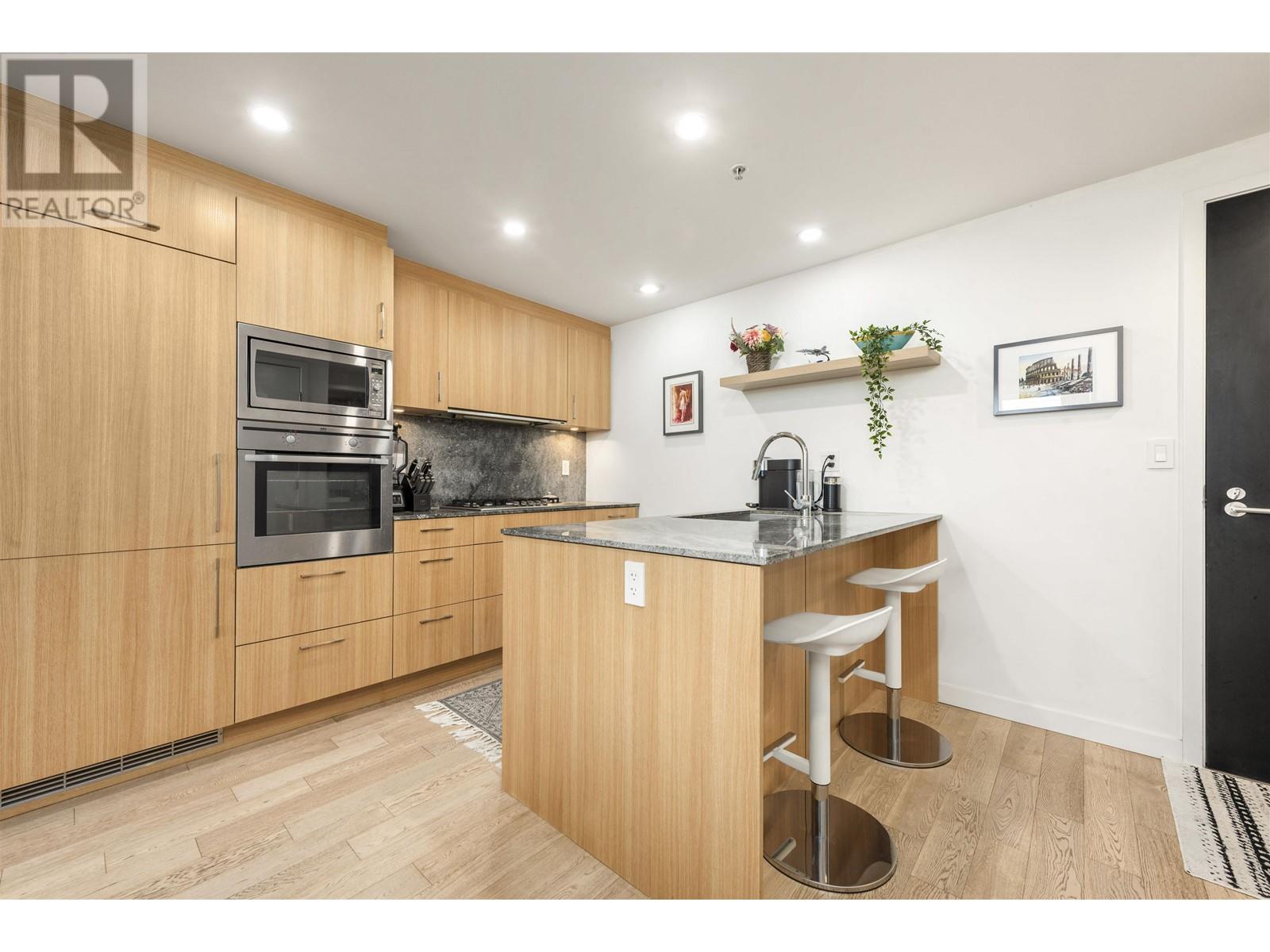 305 728 W 8th Avenue, Vancouver, British Columbia  V5Z 0B8 - Photo 3 - R2987934