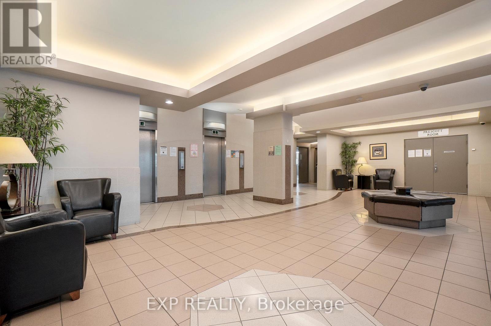 Property at 2309 - 900 DYNES ROAD image 5