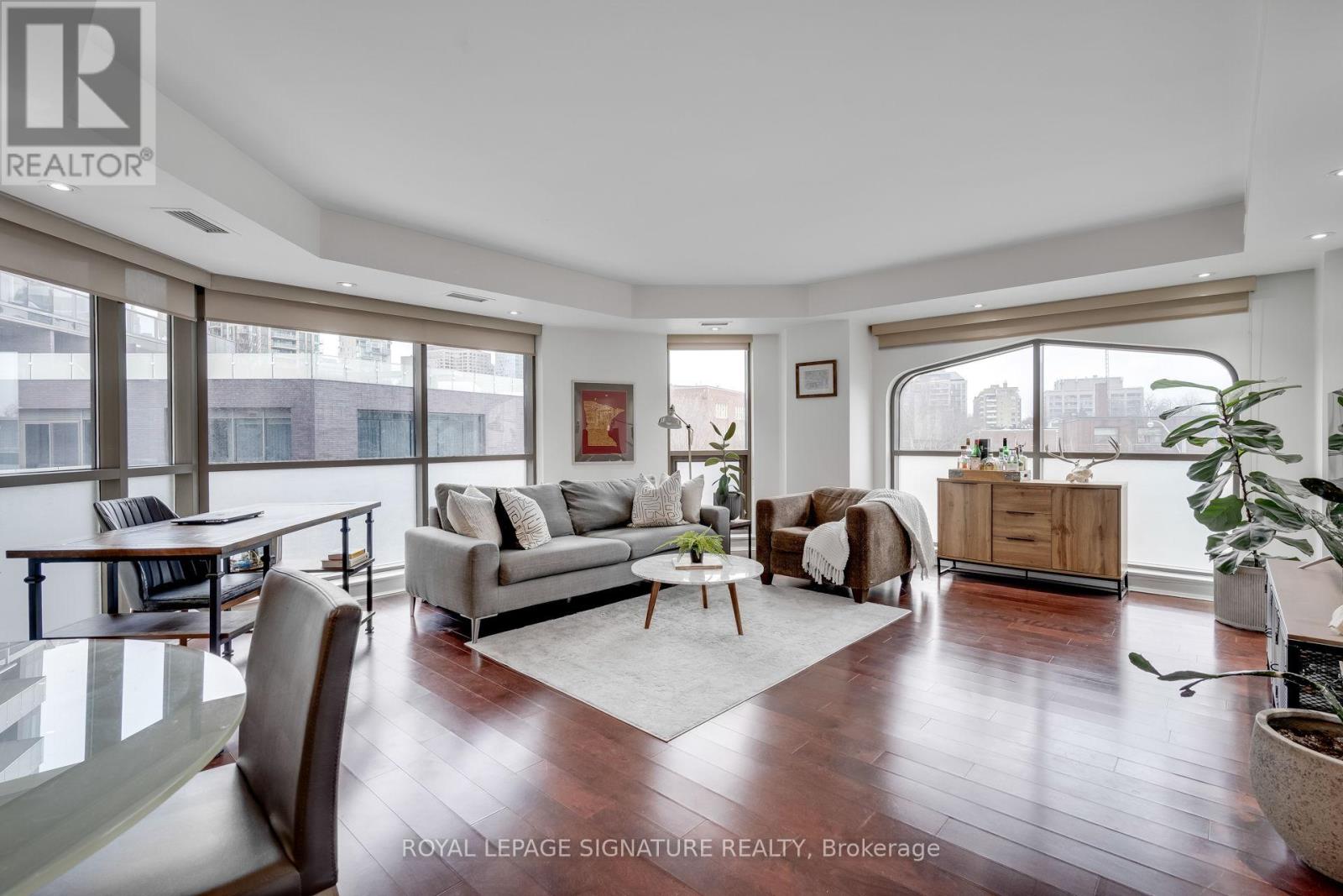 411 - 3 Mcalpine Street, Toronto, Ontario  M5R 3T5 - Photo 1 - C12076018