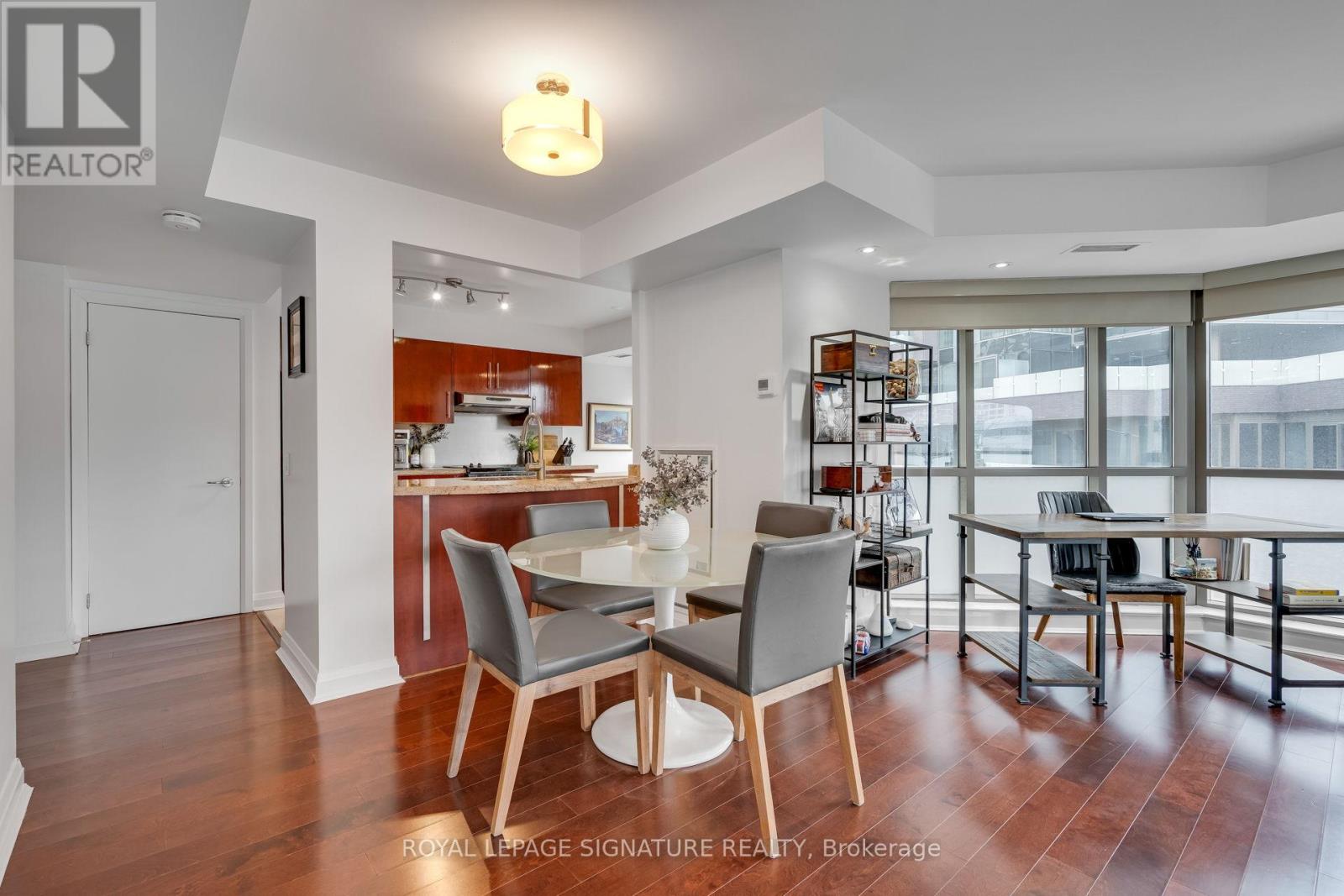 411 - 3 Mcalpine Street, Toronto, Ontario  M5R 3T5 - Photo 11 - C12076018