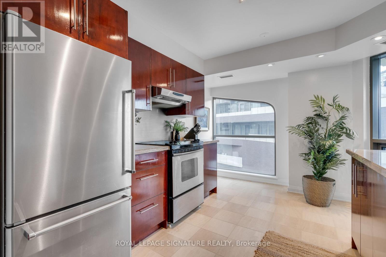 411 - 3 Mcalpine Street, Toronto, Ontario  M5R 3T5 - Photo 16 - C12076018
