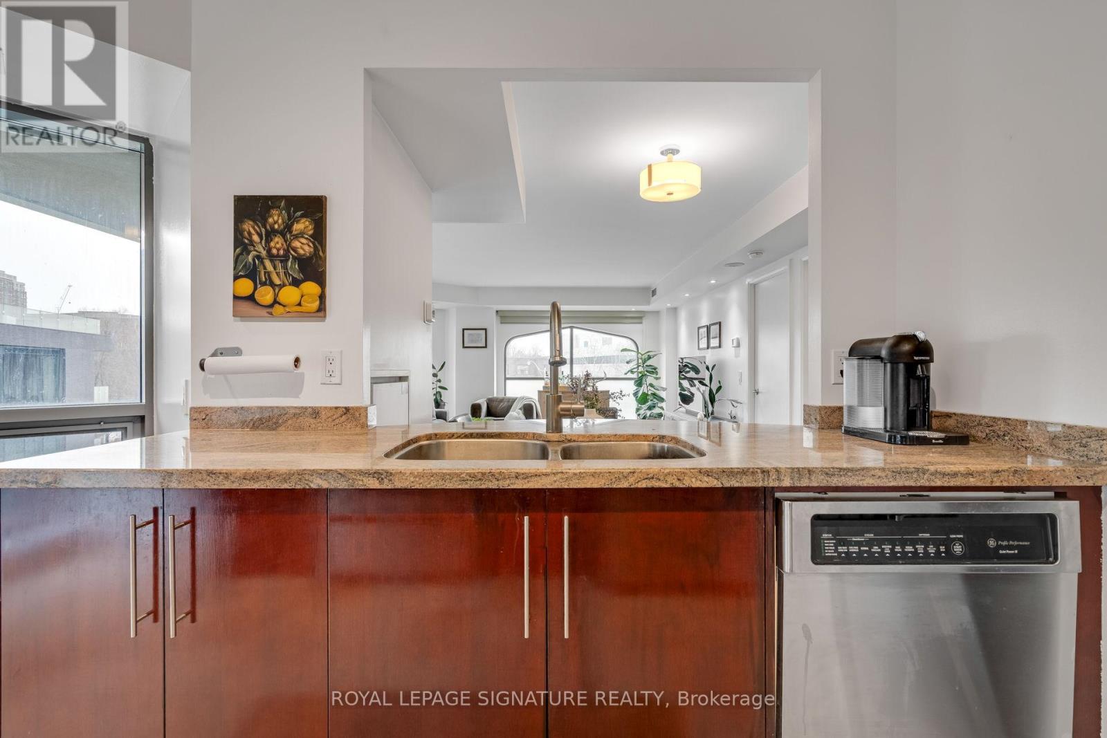 411 - 3 Mcalpine Street, Toronto, Ontario  M5R 3T5 - Photo 20 - C12076018