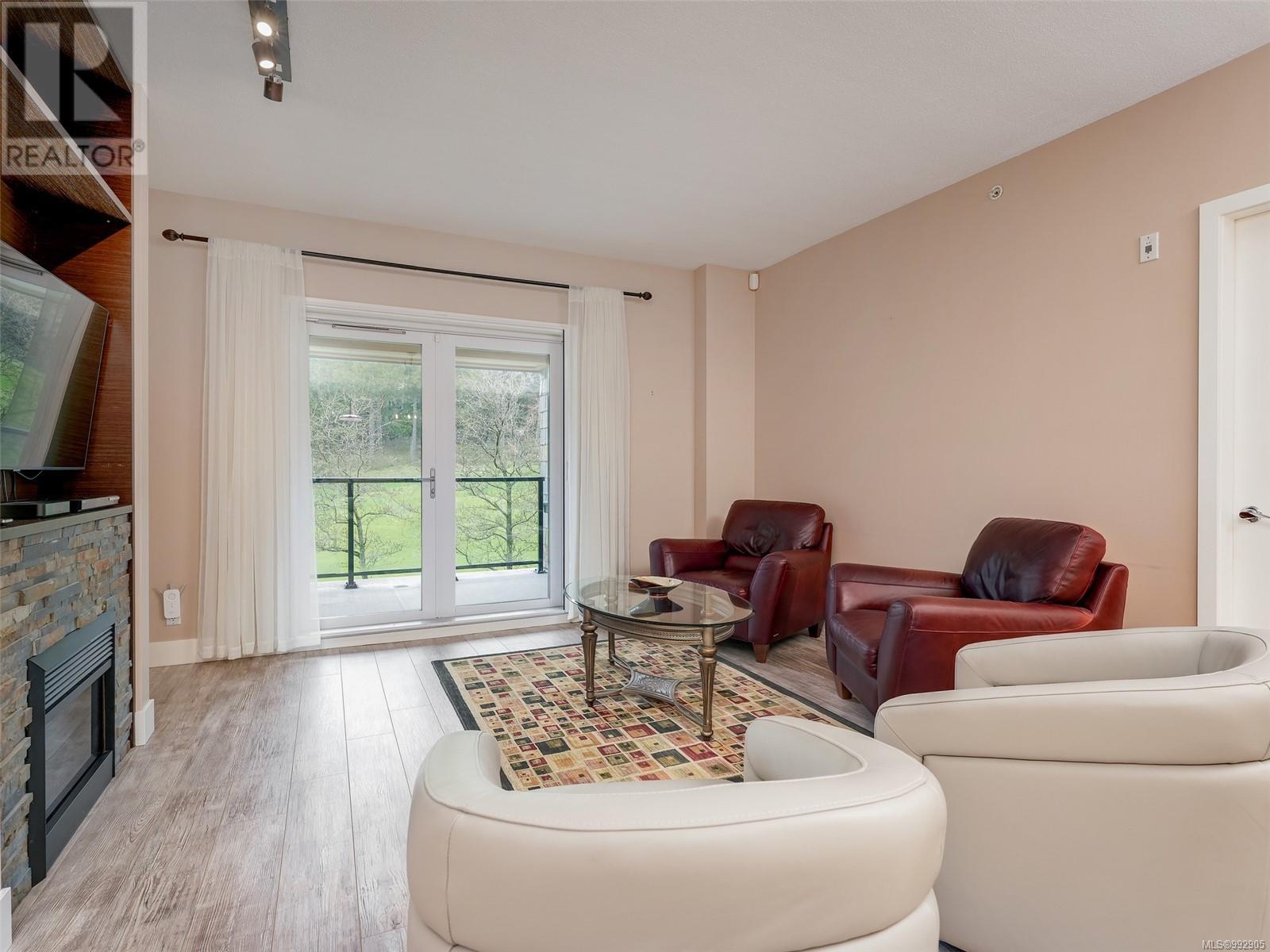 Property at 213 1400 Lynburne Pl image 5