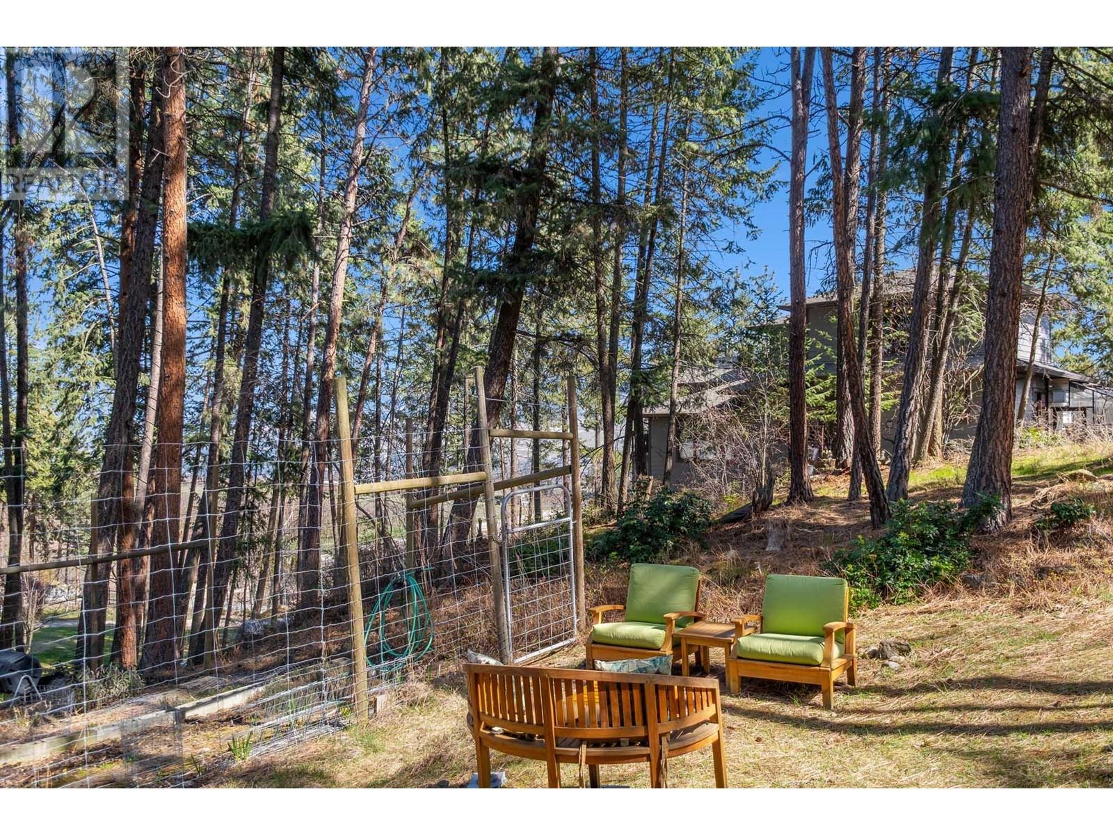 10574 Long Road Lake Country Photo 55