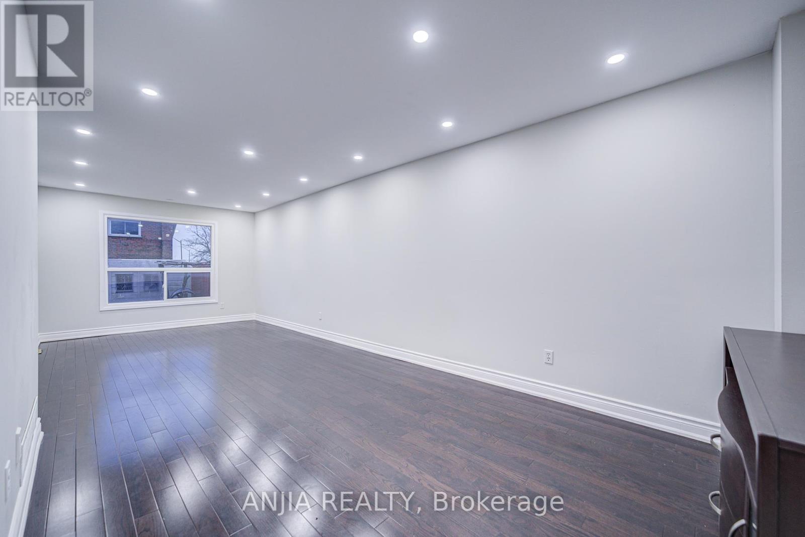 34 Terrosa Road, Markham, Ontario  L3S 2M7 - Photo 11 - N12076045